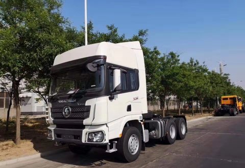 SHACMAN X3000 6×4 Tractor Truck